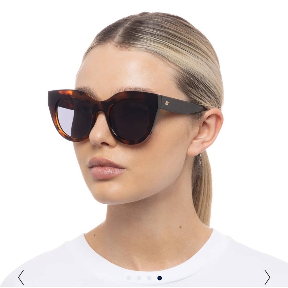 Le Specs |  Air heart tortoise sunglasses